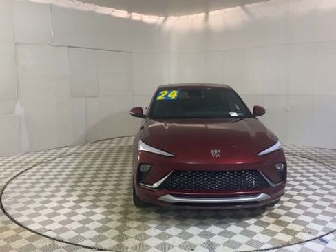 Used 2024 Buick Envista Avenir image 3