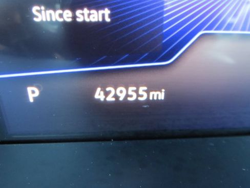 Used 2023 Volkswagen Tiguan S FWD image 21