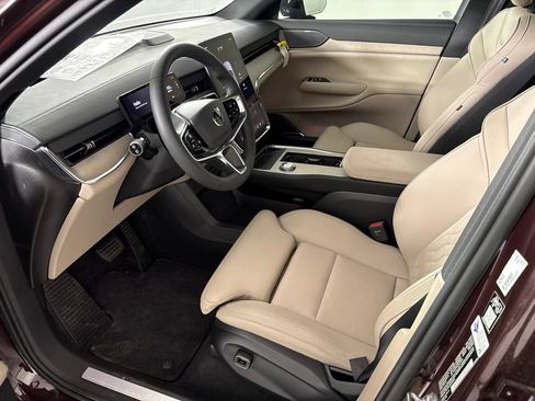 Used 2025 Volvo EX90 Plus AWD/4WD image 30