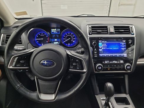 Used 2018 Subaru Outback 3.6R Touring AWD/4WD image 22