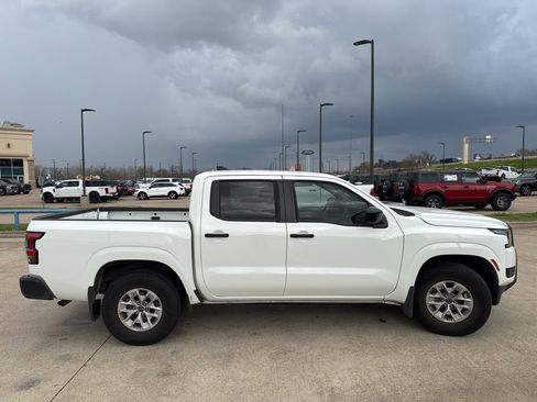 Used 2025 Nissan Frontier S image 17