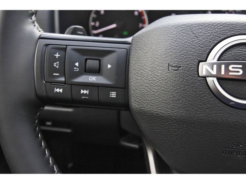 Certified 2026 Nissan Rogue SV FWD image 18
