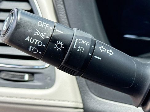 Used 2022 Honda HR-V EX-L image 12