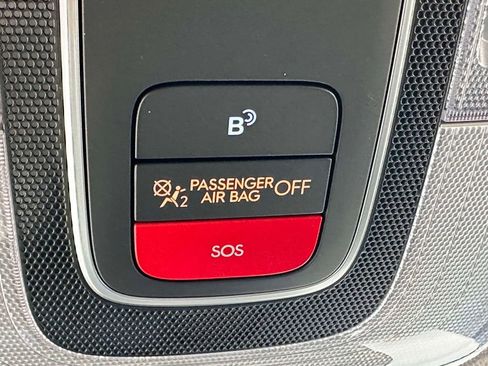 Certified 2026 Hyundai Kona SEL Premium image 34