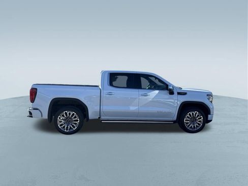 New 2026 GMC Sierra 1500 Denali Ultimate AWD/4WD image 9