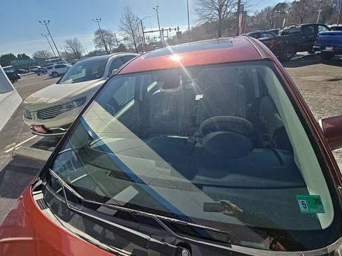 Used 2009 MAZDA MAZDA5 Grand Touring image 3