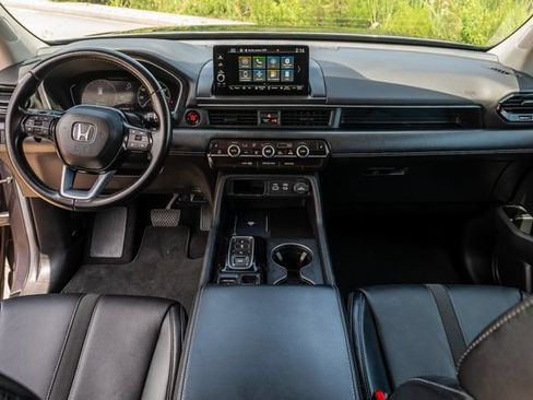 Certified 2024 Honda Pilot EX-L image 8