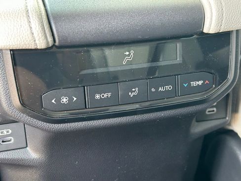 New 2026 Toyota Grand Highlander FWD image 23