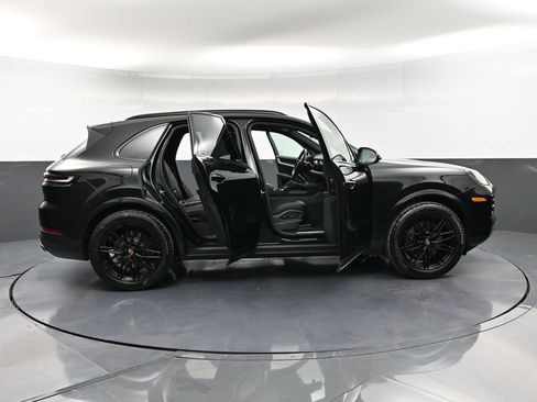New 2026 Porsche Cayenne AWD/4WD image 36