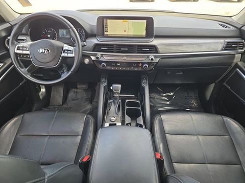 Used 2020 Kia Telluride EX w/ Towing Package FWD image 9