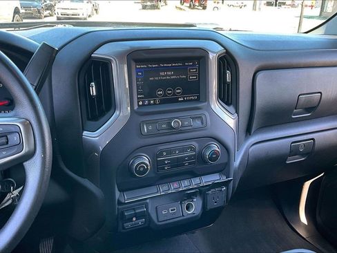 Used 2023 Chevrolet Silverado 2500 Custom w/ Custom Value Package AWD/4WD image 6