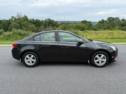 Used 2014 Chevrolet Cruze LT FWD image 4