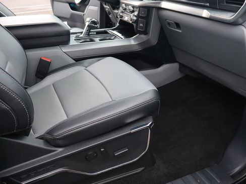 Used 2022 Ford F150 Lariat w/ Equipment Group 501A Mid image 33