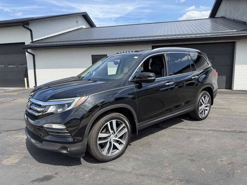 Used 2016 Honda Pilot Touring image 2