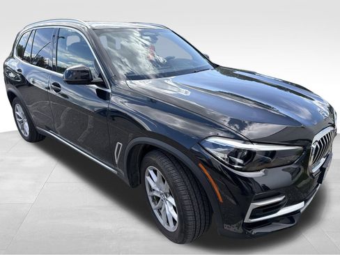 Used 2022 BMW X5 xDrive40i AWD/4WD image 2
