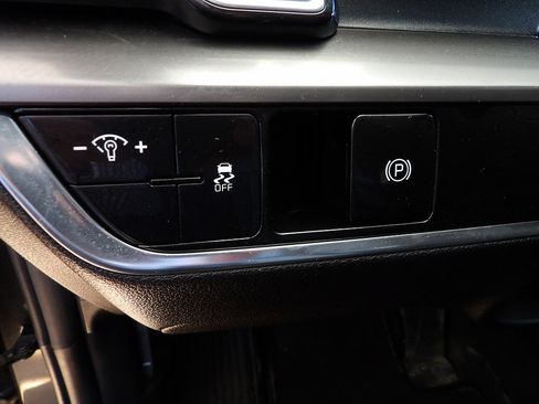 Used 2023 Kia Sportage EX FWD image 26