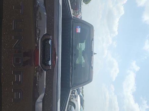 Used 2025 Toyota Tundra Limited w/ TRD Off-Road Package image 5