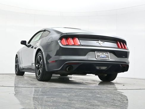 Used 2016 Ford Mustang Coupe image 43