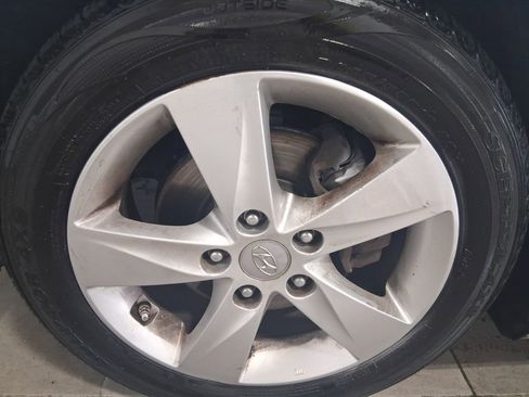 Used 2011 Hyundai Elantra GLS w/ Preferred Equipment Pkg 3 FWD image 10