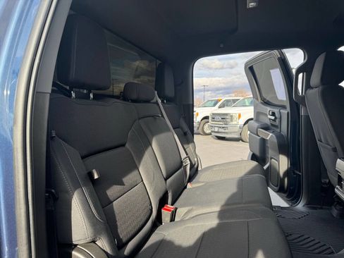 Used 2021 Chevrolet Silverado 1500 LT Trail Boss w/ LPO, Dark Essentials Package image 31