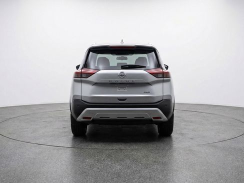 Used 2025 Nissan Rogue SV AWD/4WD image 7