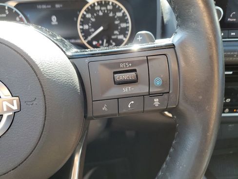 Used 2022 Nissan Rogue SV w/ SV Premium Package FWD image 22