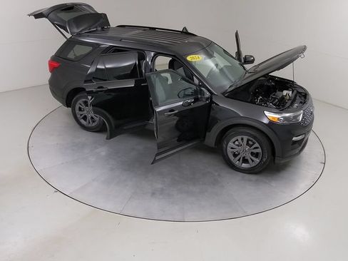 Certified 2024 Ford Explorer XLT w/ Equipment Group 202A AWD/4WD image 48