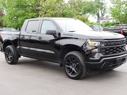 Used 2023 Chevrolet Silverado 1500 Custom w/ LPO, Dark Essentials Package AWD/4WD image 5