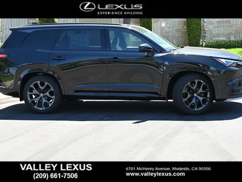 New 2026 Lexus TX 500h AWD image 3