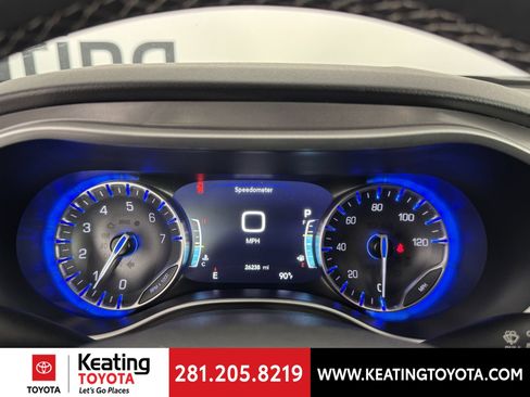 Used 2025 Chrysler Pacifica Select FWD image 24