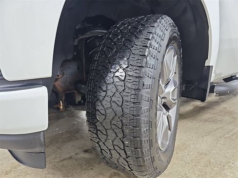 Used 2020 Chevrolet Silverado 1500 RST image 39