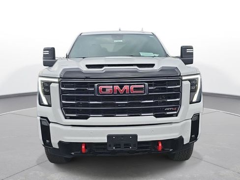 Certified 2025 GMC Sierra 2500 AT4 AWD/4WD image 3