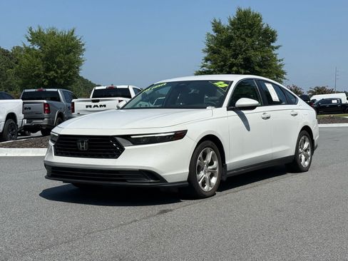 Used 2023 Honda Accord LX image 1