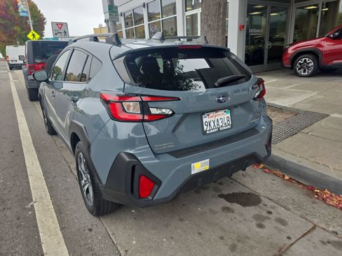 Used 2024 Subaru Crosstrek 2.0i Premium AWD/4WD image 5