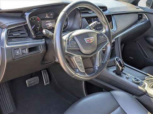Used 2021 Cadillac XT5 Sportv image 9