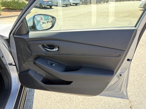 Used 2023 Honda Accord EX image 25