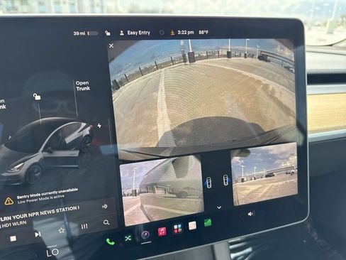 Used 2023 Tesla Model 3 Standard Range RWD image 17