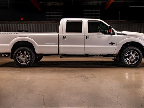 Used 2015 Ford F350 Platinum image 10