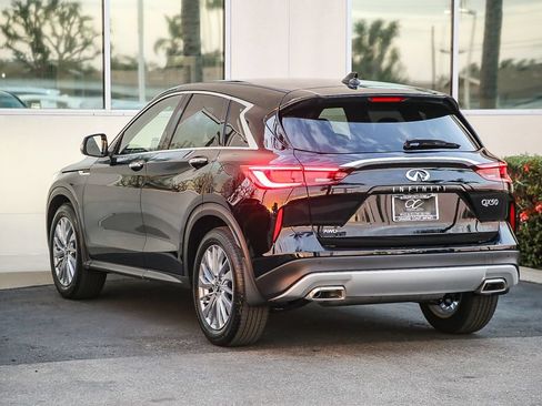 Certified 2025 INFINITI QX50 Pure AWD/4WD image 8