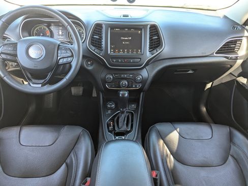 Used 2023 Jeep Cherokee Altitude Lux AWD/4WD image 16