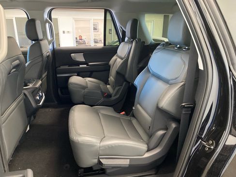 New 2026 Ford Expedition Max Active image 14