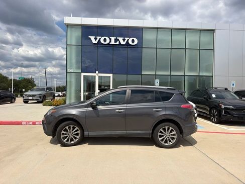 Used 2017 Toyota RAV4 Limited w/ Advanced Technology Package FWD image 3