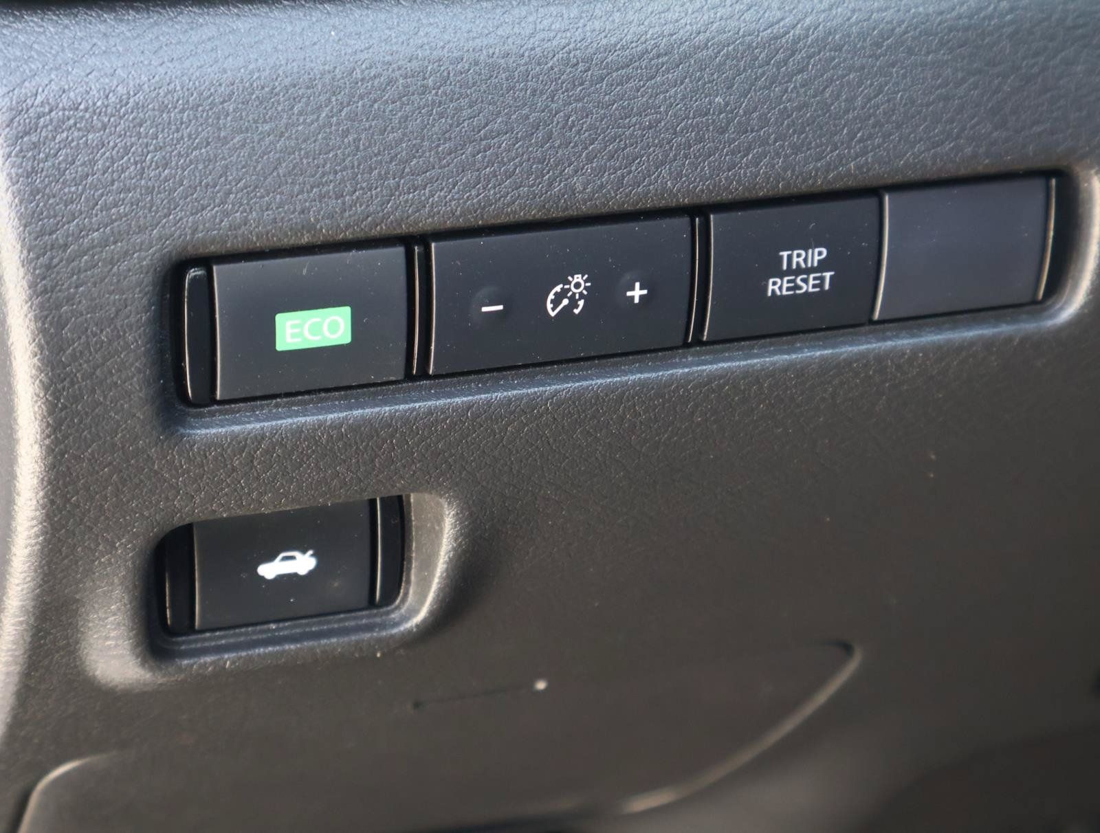 Used 2021 Nissan Sentra SV w/ Trunk Package FWD image 21