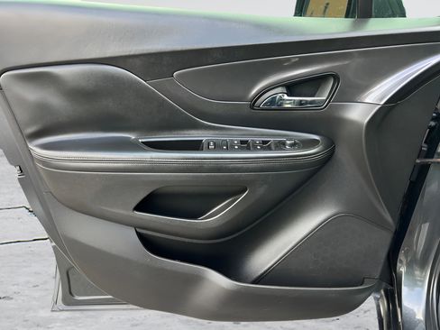 Used 2018 Buick Encore Preferred FWD image 32
