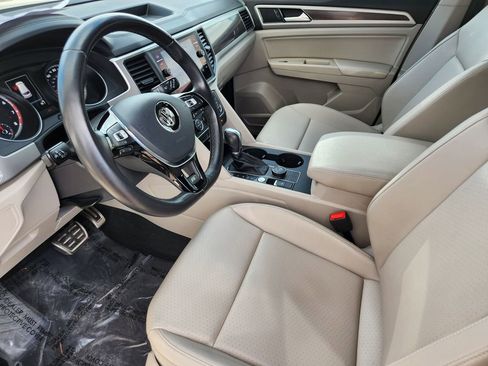 Used 2018 Volkswagen Atlas SE image 6