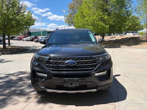 Certified 2023 Ford Explorer XLT w/ Equipment Group 202A AWD/4WD image 7