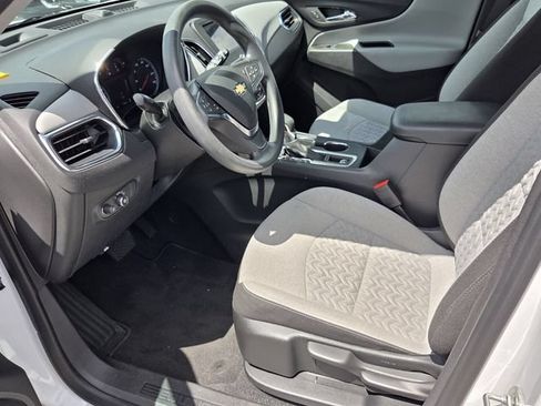 Certified 2024 Chevrolet Equinox LS w/ Driver Confidence II Package FWD image 9