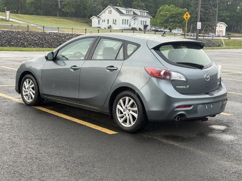 Used 2012 MAZDA MAZDA3 i Touring FWD image 3