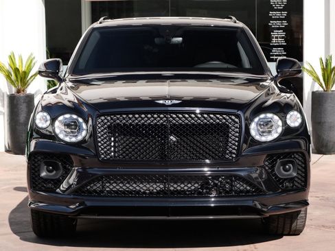 Used 2022 Bentley Bentayga image 11