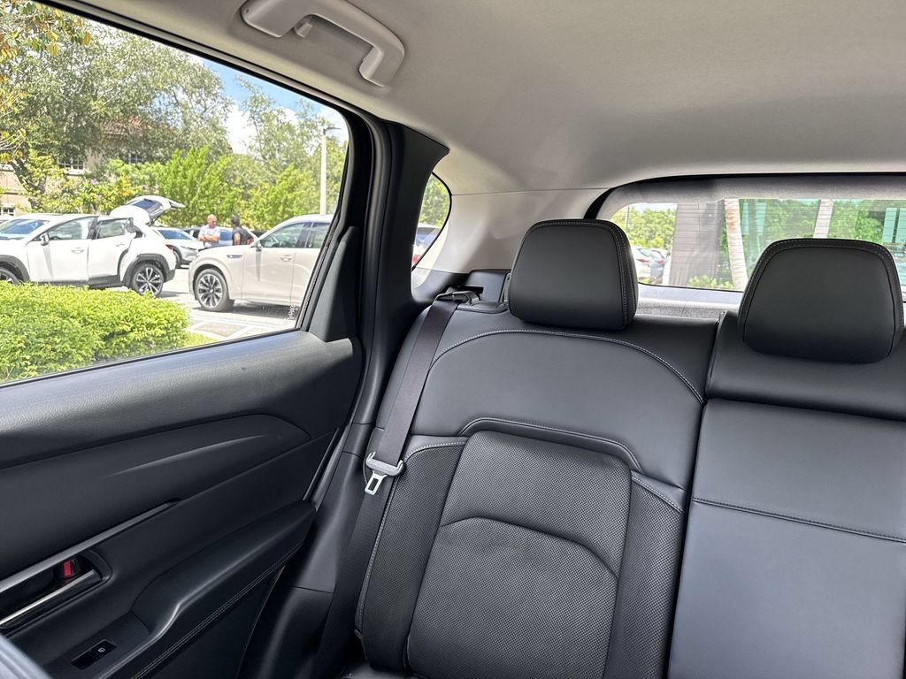New 2026 MAZDA CX-5 Select AWD/4WD image 17